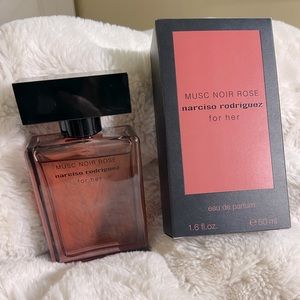 Musc Noir Rose Eau de Parfum by Narciso Rodriguez